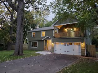 234 Jeanette Pl, Mundelein, IL 60060