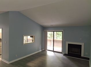 2957 Oaktop Cir, Greensboro, NC 27410