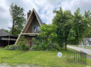 1902 E Clark St, West Frankfort, IL 62896