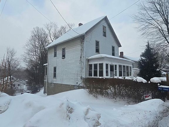 3rd image of 18064 Cussewago Rd