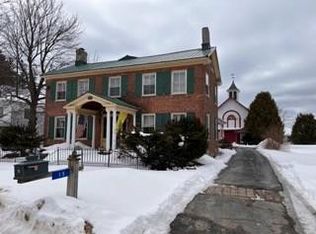15 East St, Mooers, NY 12958