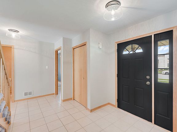 2nd image of 1432 Northfield Meadows Blvd