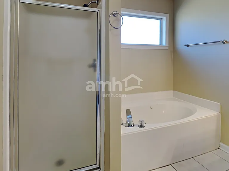 1400 Pendulum Dr N — Photo 12