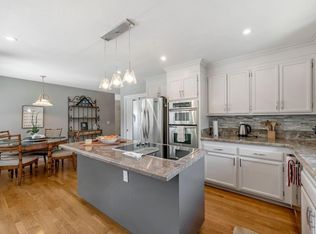 4 Stonehaven Ct, Novato, CA 94947