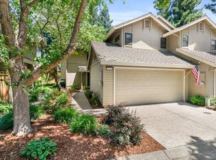 2070 University Park Dr, Sacramento, CA 95825