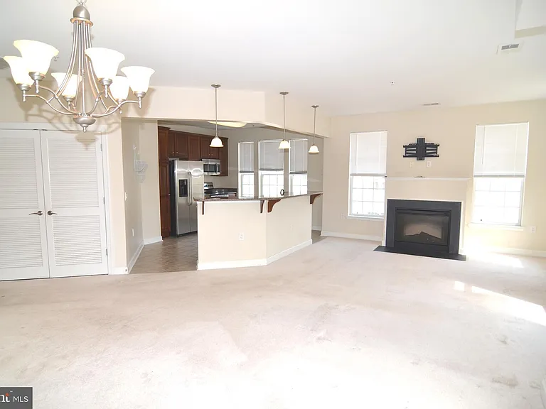 600 Edelen Station Pl #7301 — Photo 6