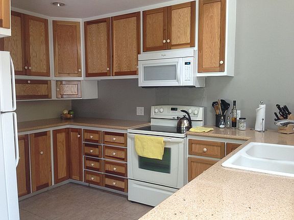2nd image of 3013 Claremont Heights Dr