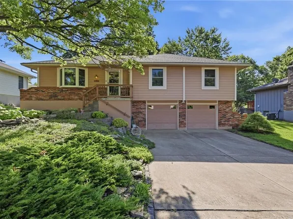 16311 McKinley St, Belton, MO 64012