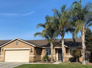 5560 W Garland Ave, Fresno, CA