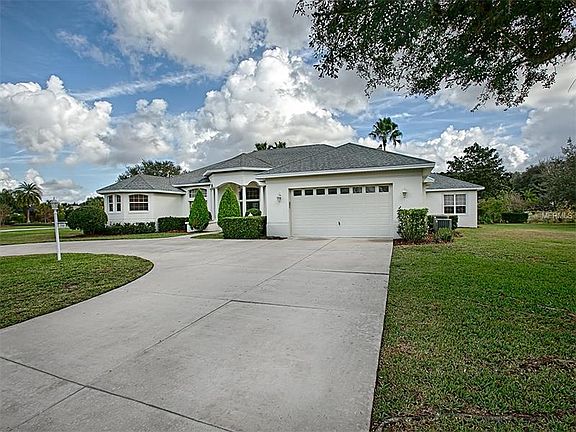 2nd image of 2918 Larranaga Dr
