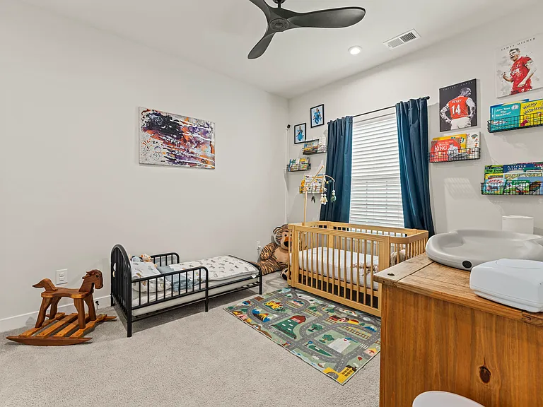 5095 Ives Ave — Photo 10