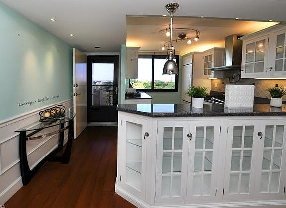 5th image of 4253 Bay Beach Ln #F7