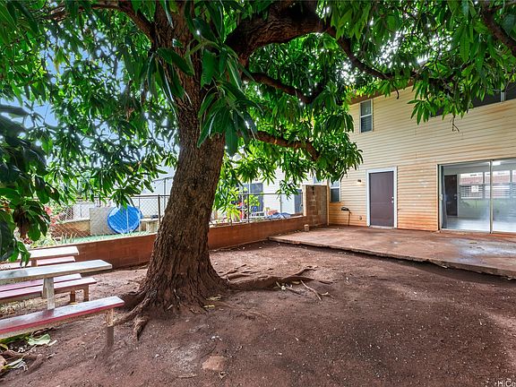 4th image of 85-152 Ala Walua St APT B