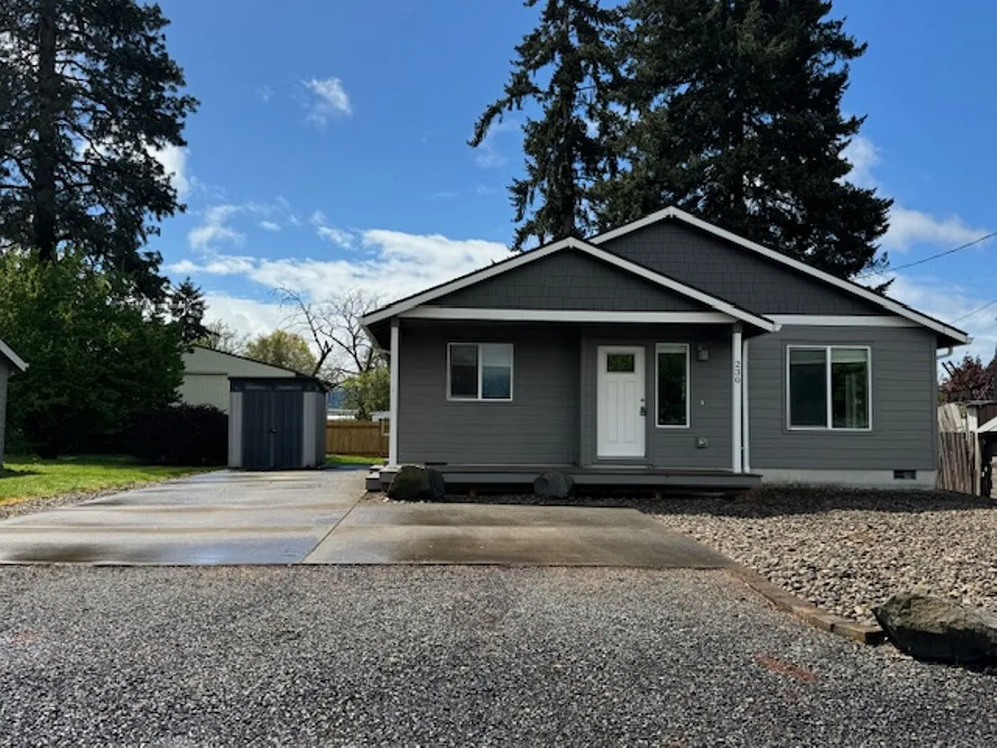 Pet Friendly Charming Remodeled 2 Bedroom Home! — Photo 1