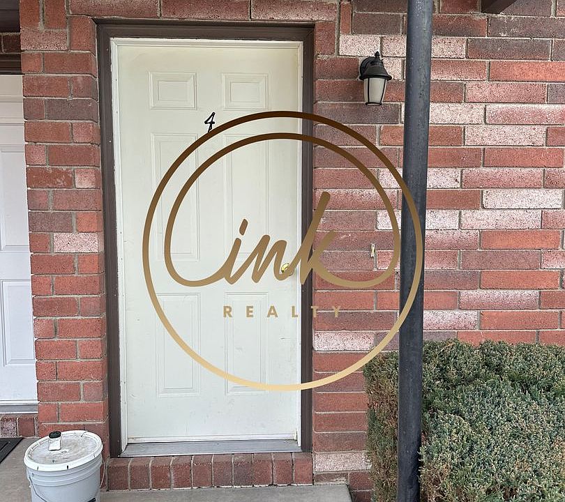 1st image of 1408 Douglas Ave Unit 4