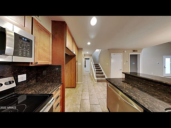 4th image of 1717 E Union Hills Dr