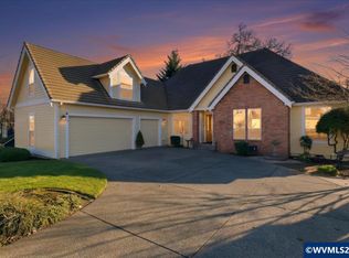 2082 Barrington Ave SE, Salem, OR 97302