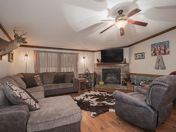 2nd image of 784 Happy Trails Rd