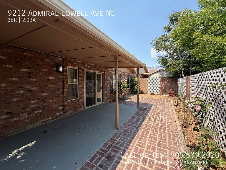 9212 Admiral Lowell Ave NE — Photo 20