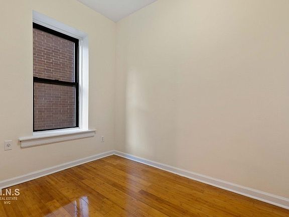 5th image of 201 E 30th St #A11