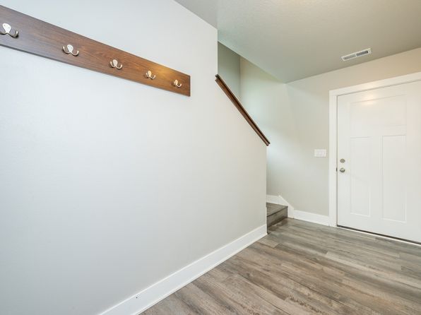 1007 NE 16th St, Grimes, IA 50111