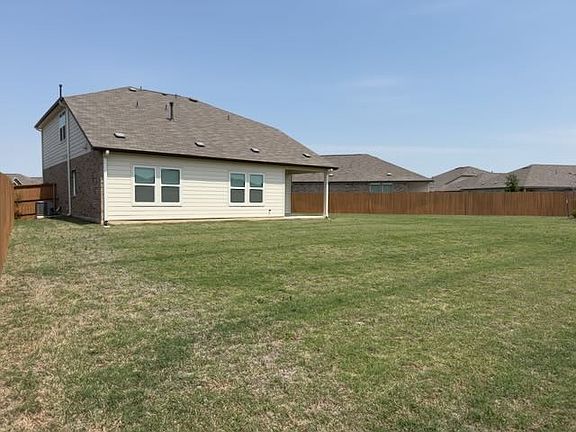 5th image of 204 Magione St