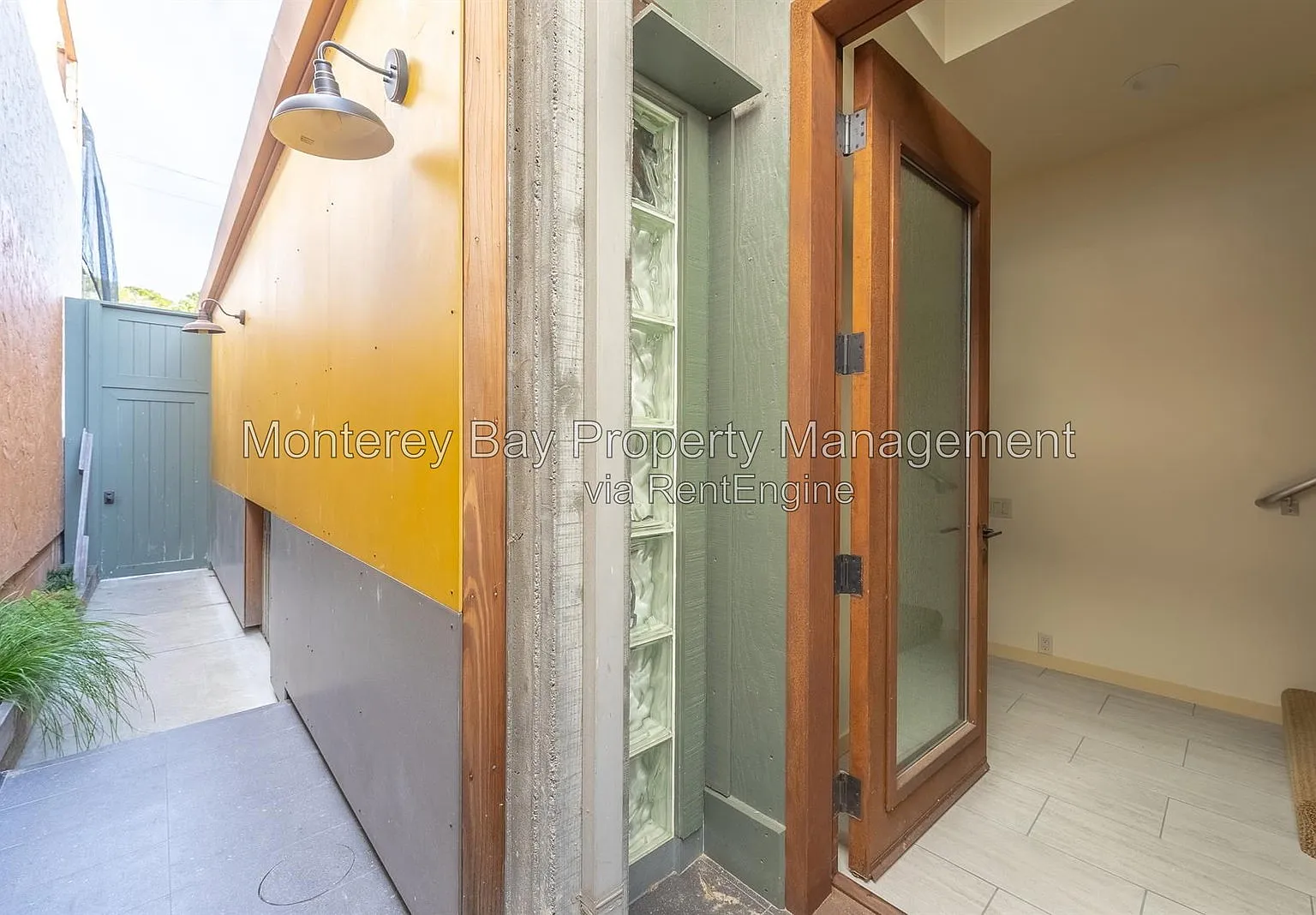 1 bed, 1.5 bath, 1000 sqft, $3,500 — Photo 1