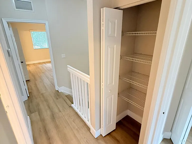 905 N Santa Catalina Cir #905 — Photo 21