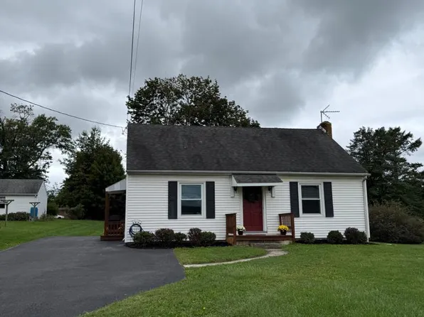 1820 Powder Mill Rd, York, PA 17402