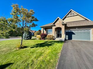 2277 Esprit Dr, Ottawa, ON K4A0A5