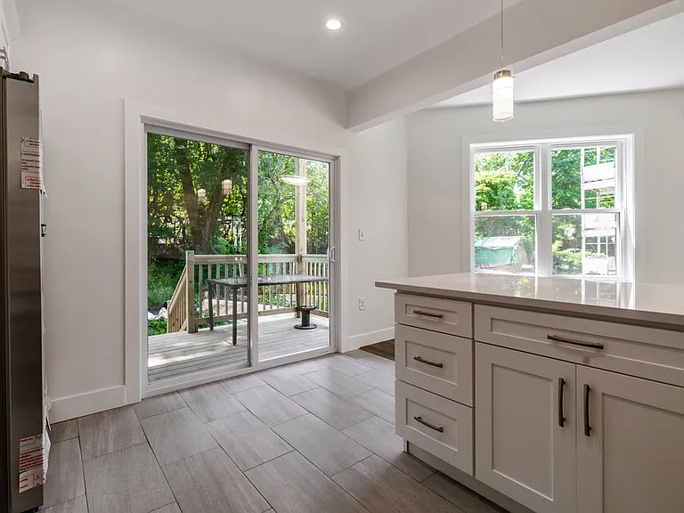 82 Ballou Ave #3 — Photo 21