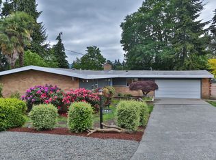 16633 SE 9th St, Bellevue, WA 98008