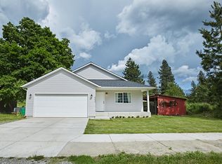 32036 N 3rd Ave, Spirit Lake, ID 83869