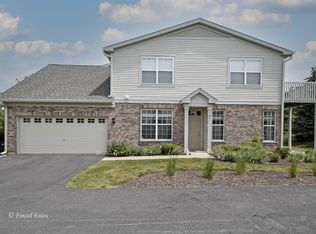 2627 Christie Dr #2627, Algonquin, IL 60102