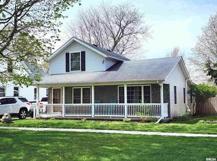 727 S Center St, Geneseo, IL 61254