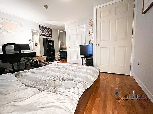 5th image of 153 Lexington Ave