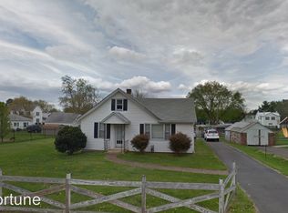 9521 Fairview Ave, Manassas, VA 20110