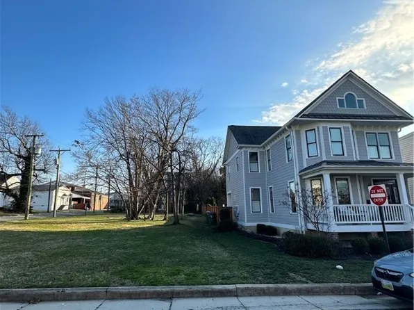 2321 Carrington St, Richmond, VA 23223
