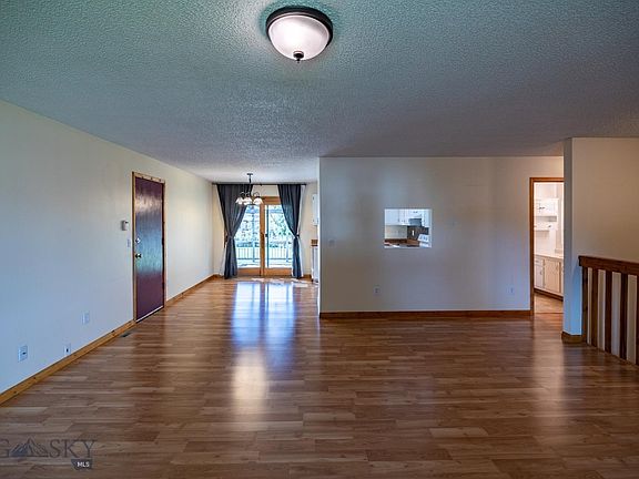 3rd image of 201 Secretariat St