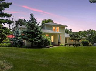 5678 Centerville Rd, Saint Paul, MN 55127