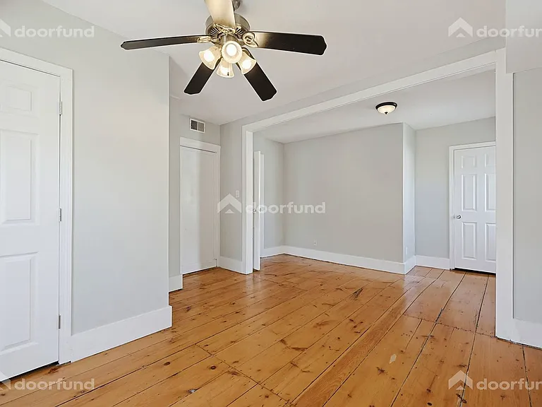 17 Wachusett St #3 — Photo 2