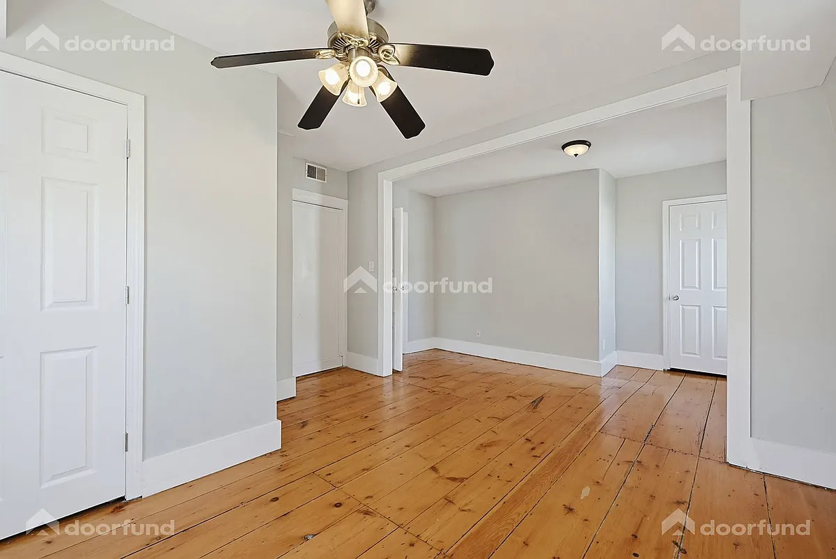 Building Photo - 17 Wachusett St #3