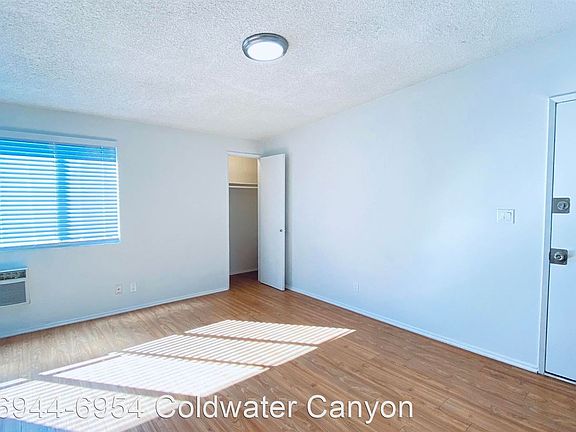 4th image of 6950 Coldwater Canyon Ave APT 6