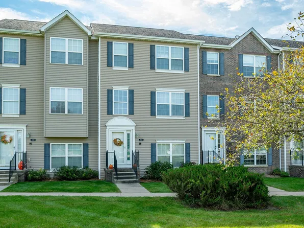 1028 NE Kamies Ln, Ankeny, IA 50021