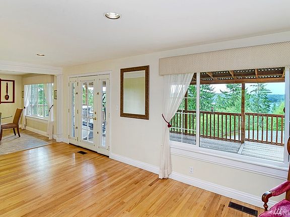 5th image of 80 E Rainier Dr