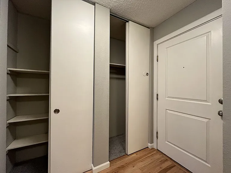 15827 NE Glisan St #3 — Photo 5