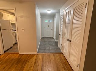 109 Sycamore Ln #B, Manchester, CT 06040