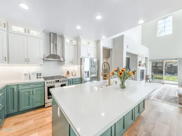 560 Connemaras Ct, Reno, NV 89521