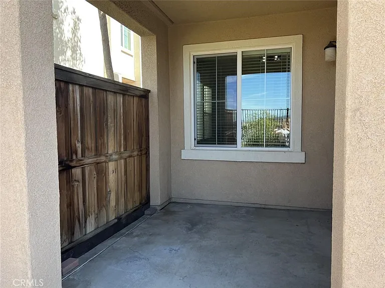 15329 Oak Tree Dr — Photo 18