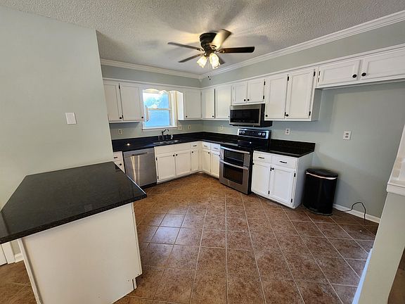 5th image of 7923 Carol Elaine Cir